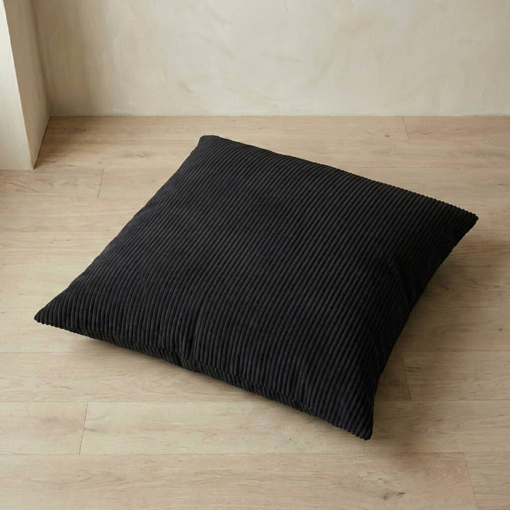 Bild im Vollbild ansehen Bodenkissen nach Maß in Velvet