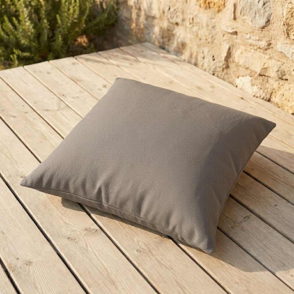Voir l'image en plein écran Coussin de sol sur mesure en Sunproof
